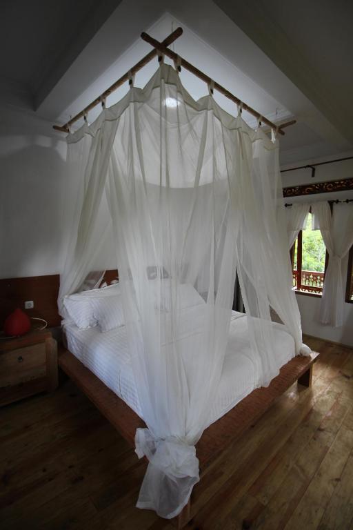 Padi Ecolodge photo