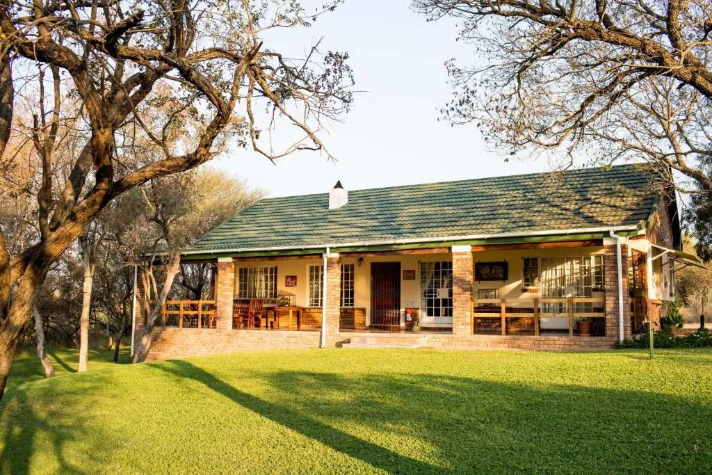 Woodlands Stop Over and Lodge, hotel in Francistown