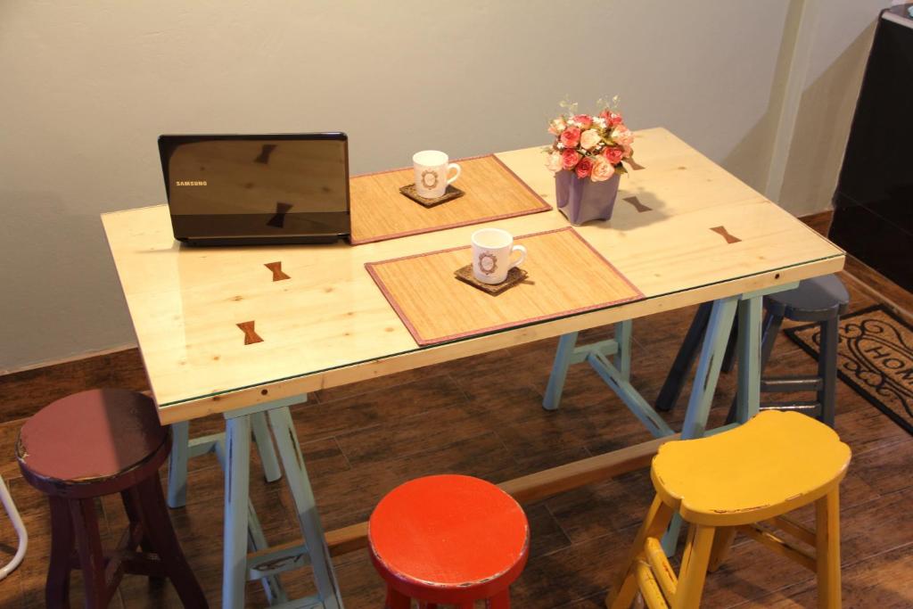 陈查拉99酒店 (Chan Cha La 99 Hostel)
