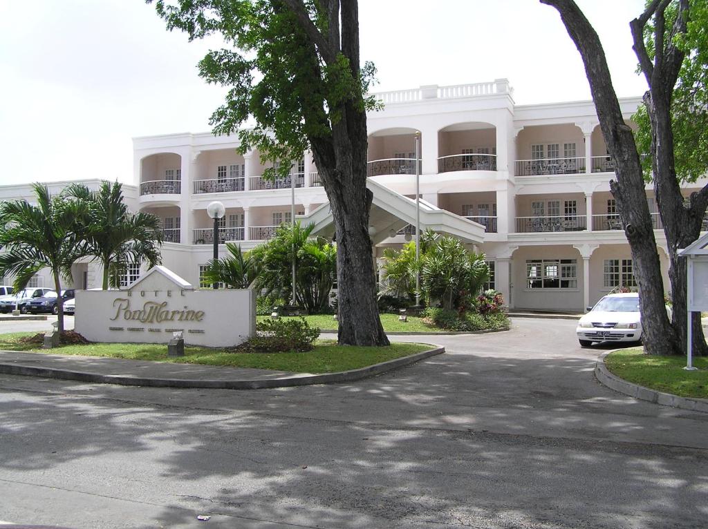 Hotel PomMarine — Hotel in Christ Church