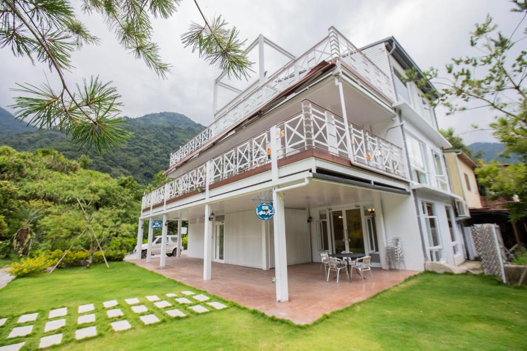 Songhe ShanShuei B&amp;B — Hotel in Taichung