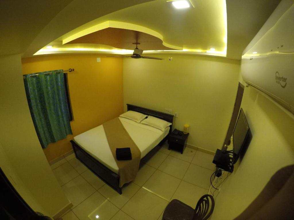 Hotel Royal Inn photo