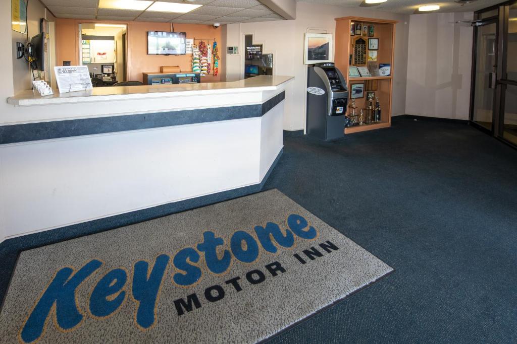Keystone Motor Inn photo