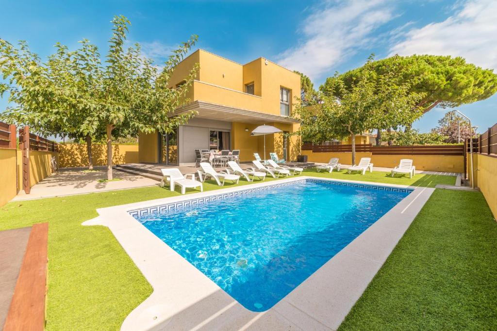 Villa Alegria — Hotel in La Escala