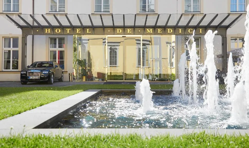 Living Hotel De Medici, Hotel in Düsseldorf