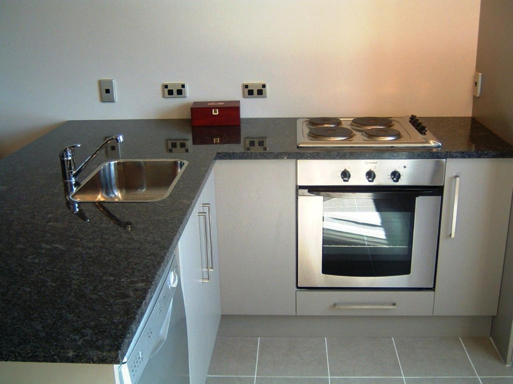 Kitchen, City Central Motel Apartments in Christchurch