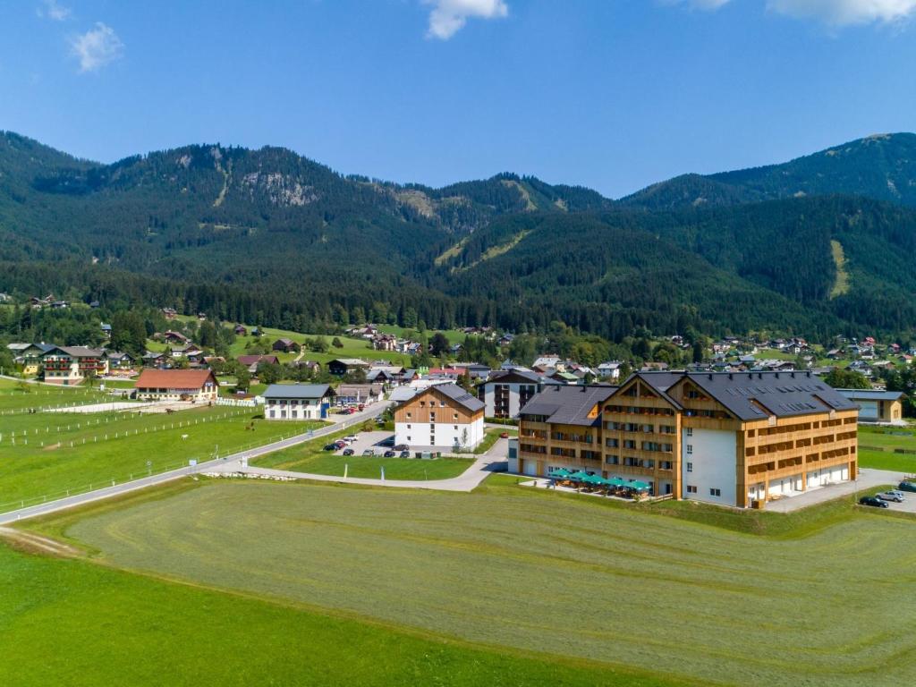 Spacious Apartment in Gosau with shared Sauna