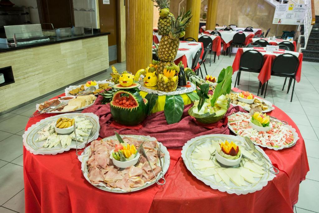 Magic Villa de Benidorm — Restaurant & bars in Benidorm, Valencian Community