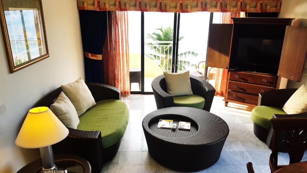 Radisson Grenada Beach Resort — Grand Anse Beach
