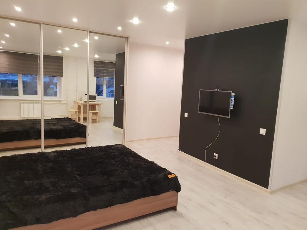 Apartment in the Quiet Center of Novosibirsk on Red Avenue