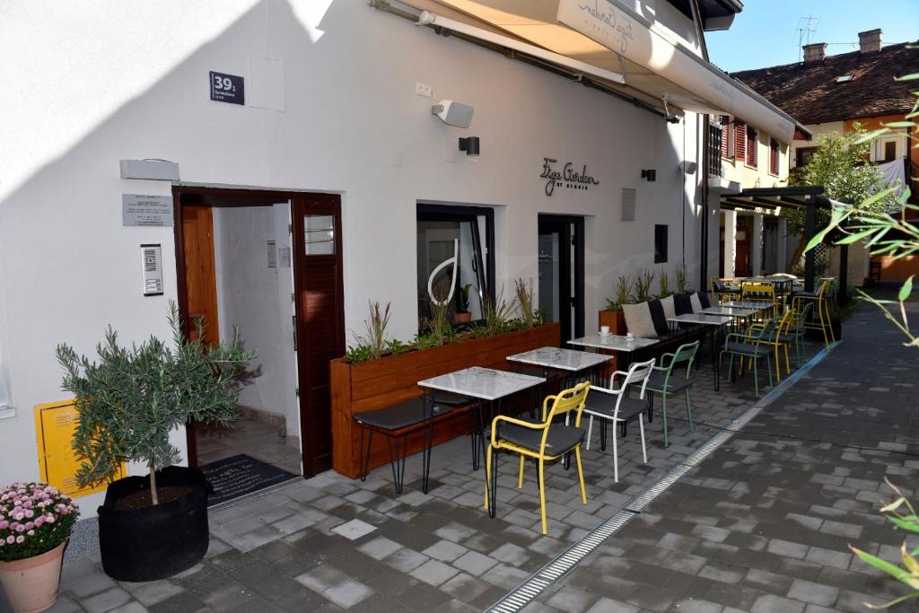 Apartments ZAGREB TALES photo