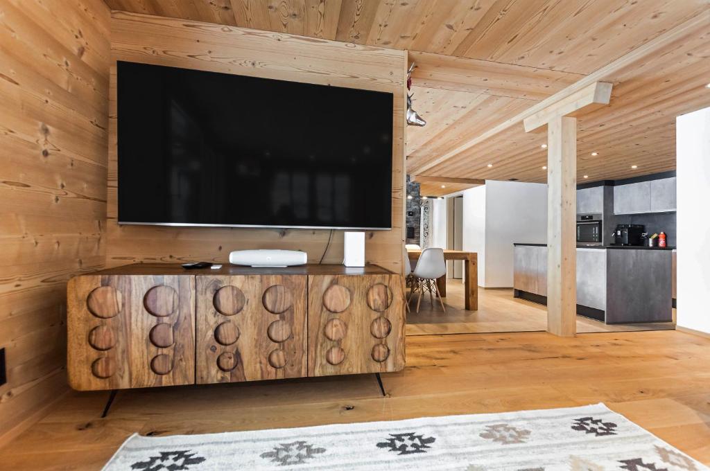 Chic Alpine Apartment for 5 - Perfect for skiers - 3