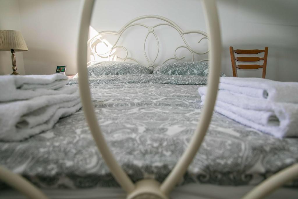 Double bedroom in ashared flat photo