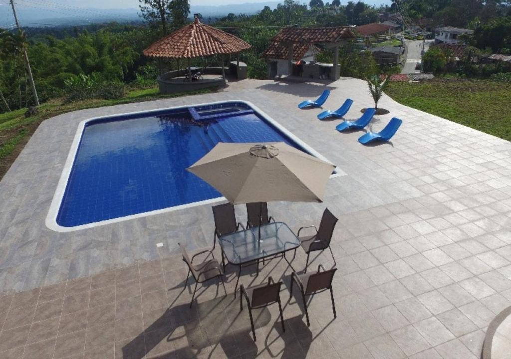 Finca con Piscina Privada cerca a Filandia photo