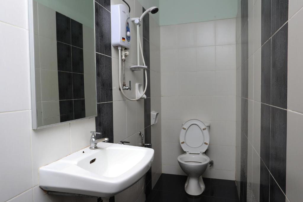 Hotel Rembia photo