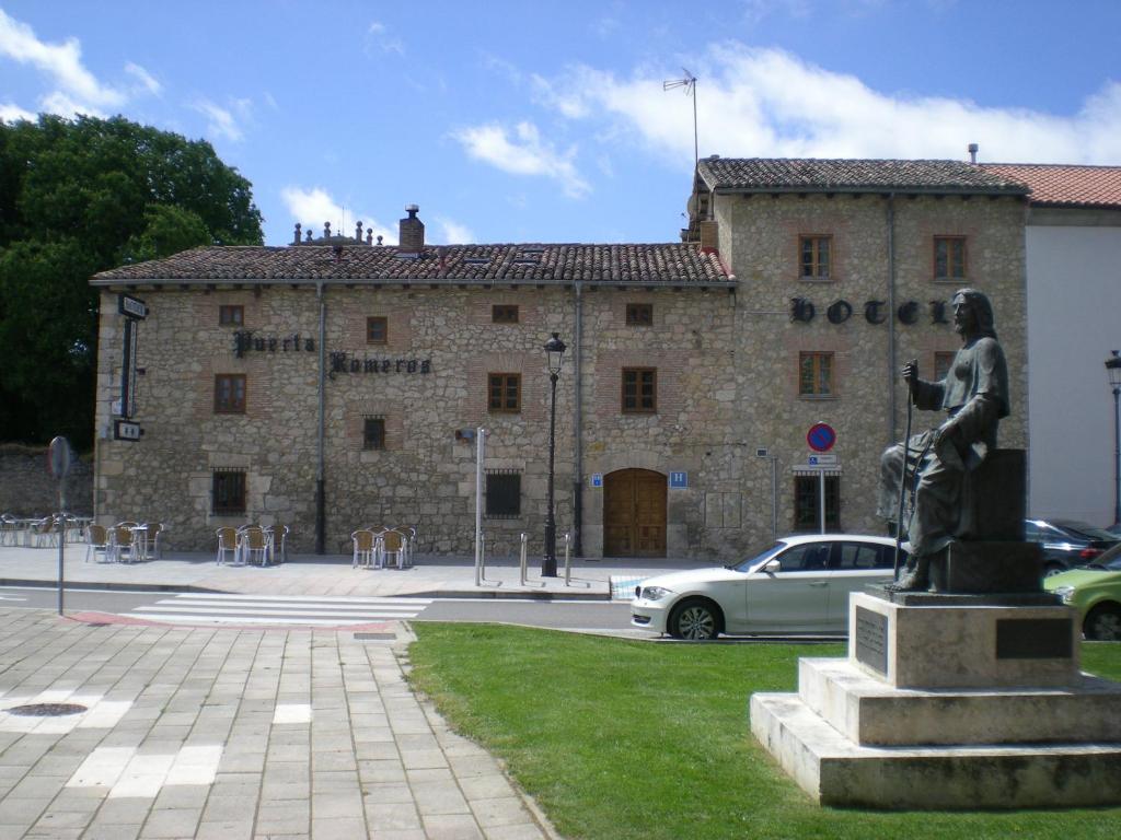Hotel Puerta Romeros - 3
