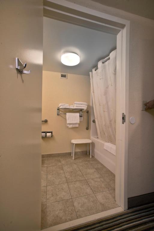 Comfort Inn at the Park photo