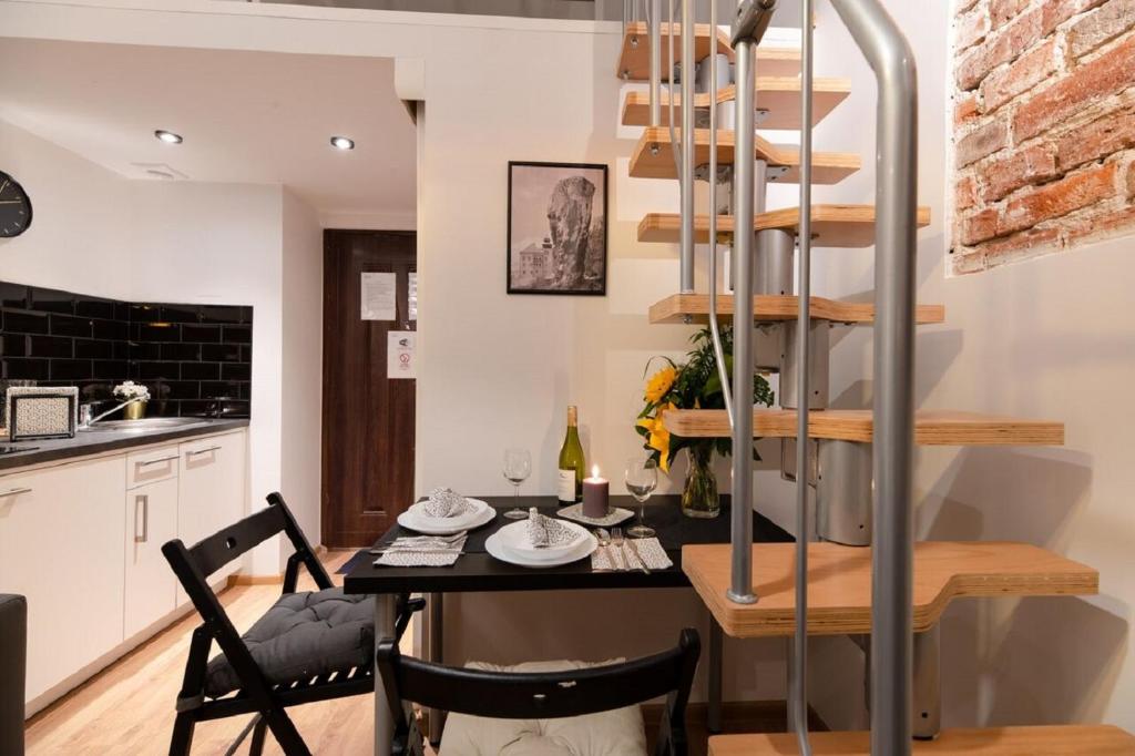 DIETLA 99 APARTMENTS - IDEAL LOCATION - in the heart of Krakow photo