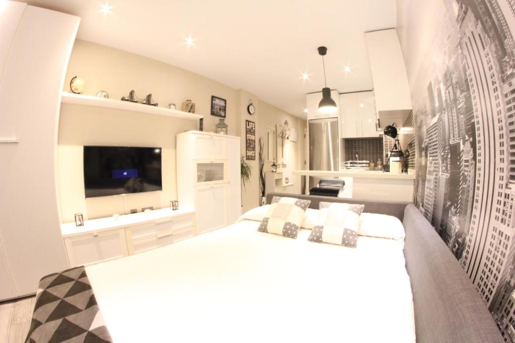 Lovely Studio New York Design - 5