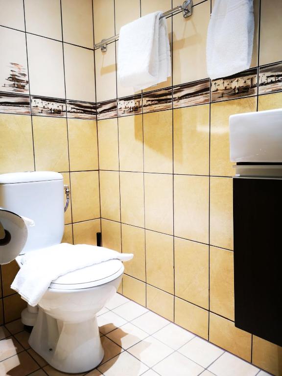 Best Western Plaza Hotel Photo 47