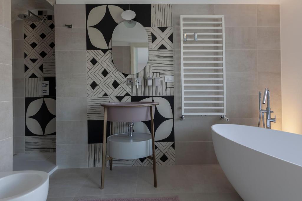 LAMIA MATERA 11 - 4