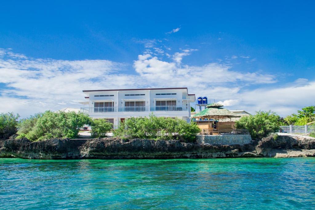 Pearl of Santa Fe — Hotel in Cebu
