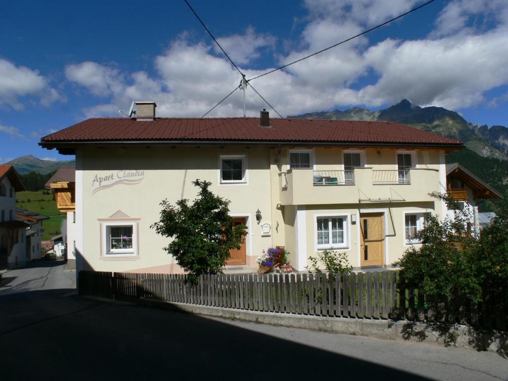 Apart Claudia — Hotel in Nauders