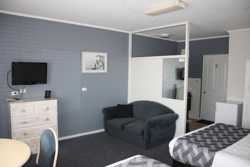 Lakeview Motel & Apartments photo