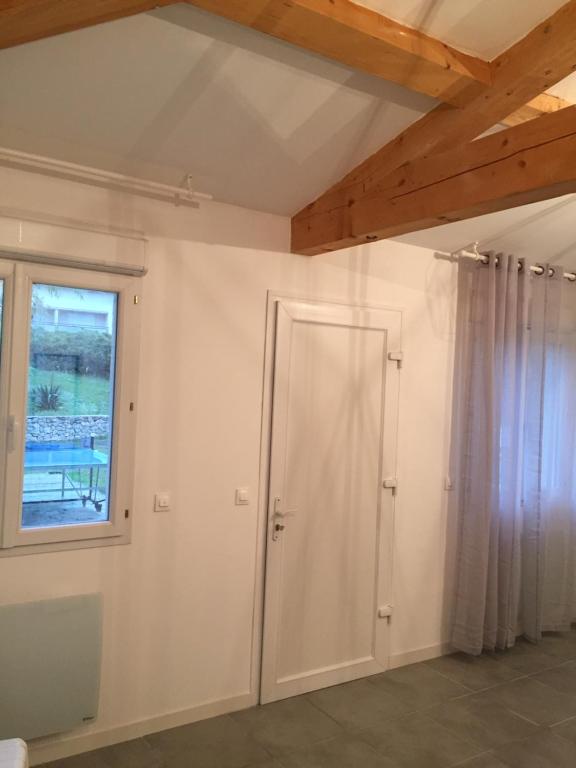 Studio Indépendant - Quartier Résidentiel - 4