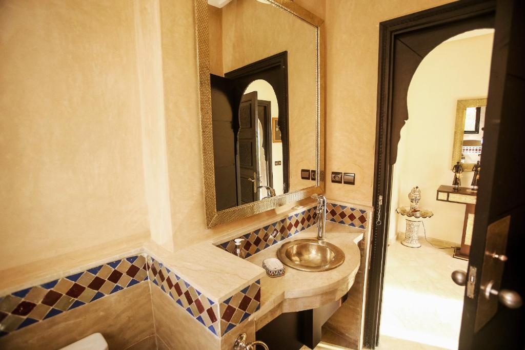 VILLA ILYANA photo