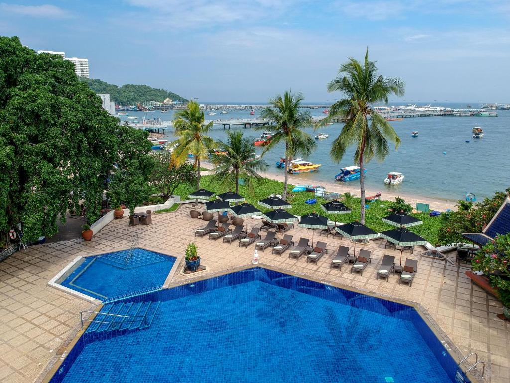 Exterior view, Siam Bayshore Resort Pattaya in Pattaya