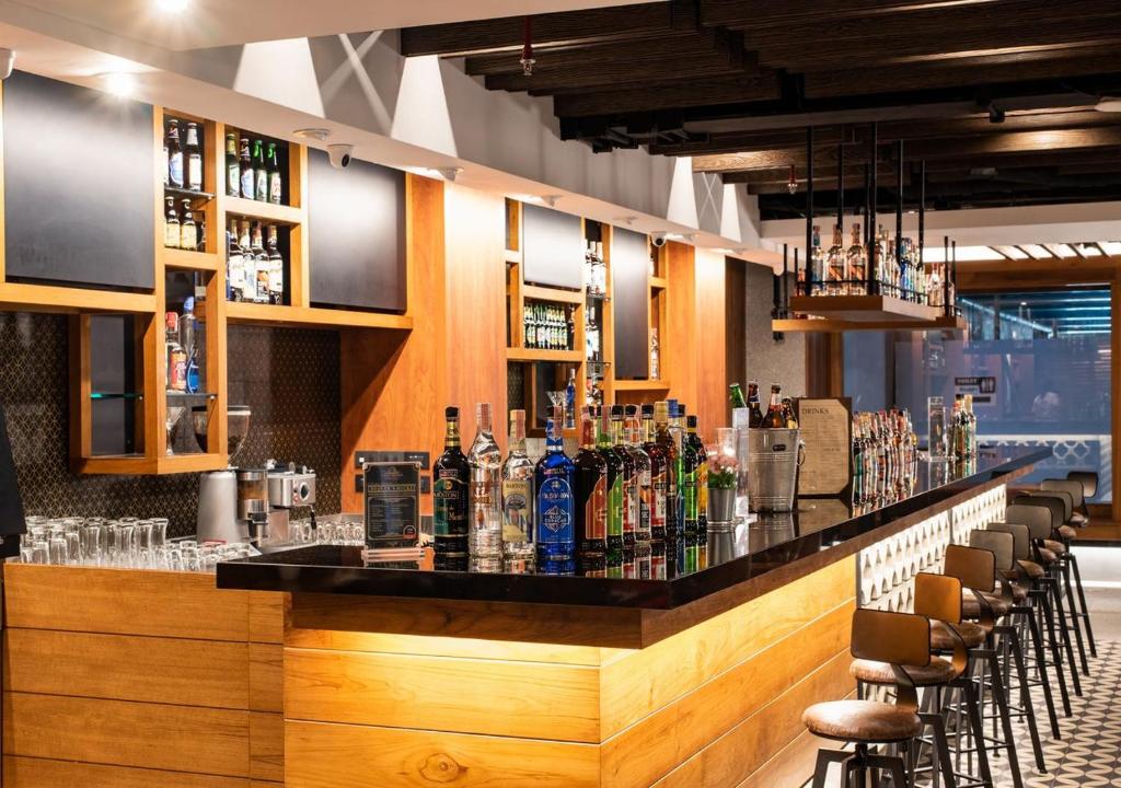 Pub/Lounge