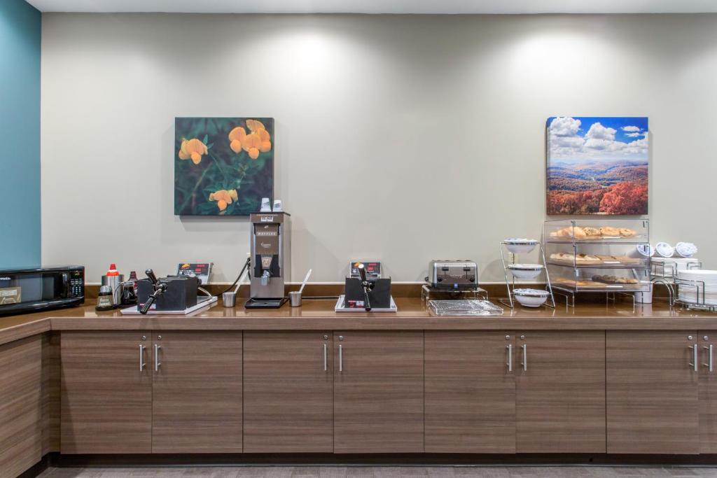 Sleep Inn and Suites Monroe  Woodbury photo