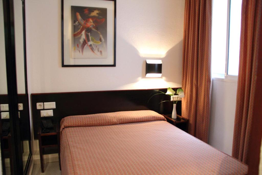 Hotel Monegal - 3