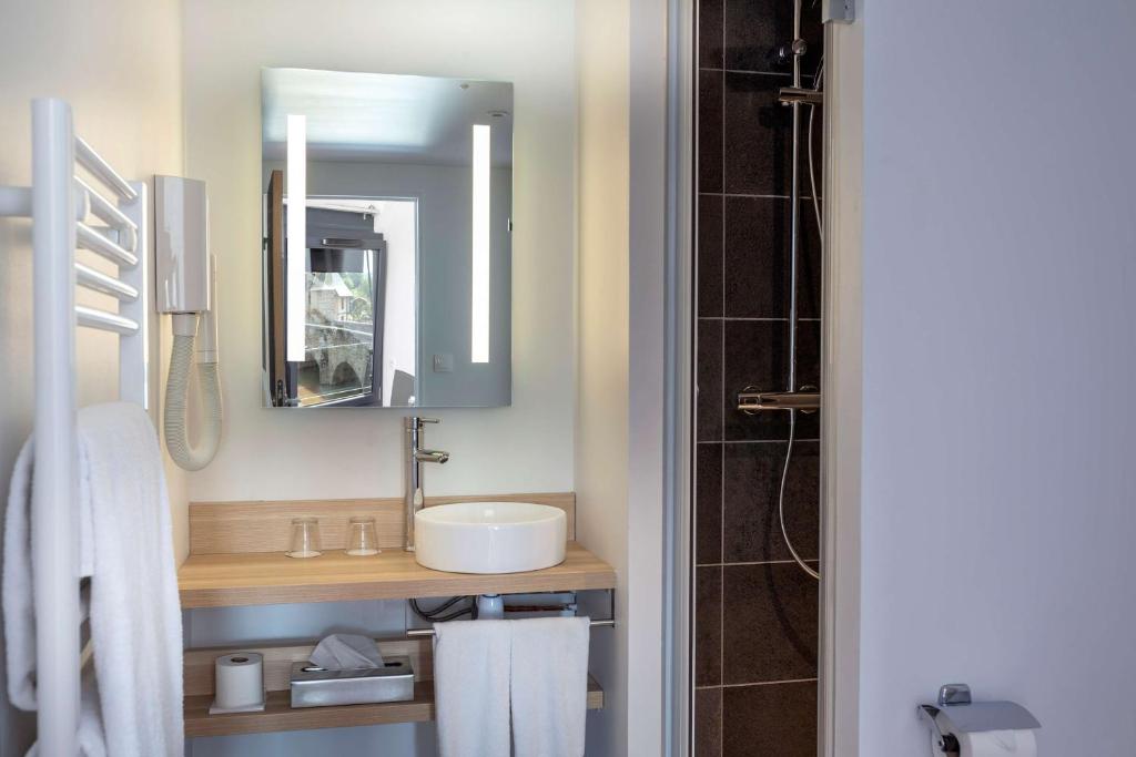 Best Western Le Moulin De Ducey Photo 32