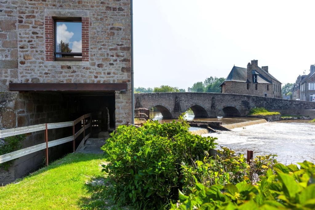 Best Western Le Moulin De Ducey Photo 35