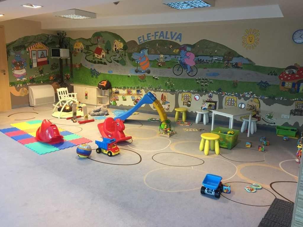Azur Apartman photo