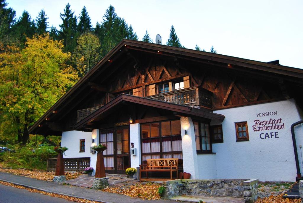 Landhotel Lärchenhügel - 4
