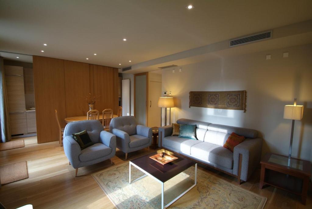 Beautifully furnished luxury apartment in Barri Vell, Girona - 3