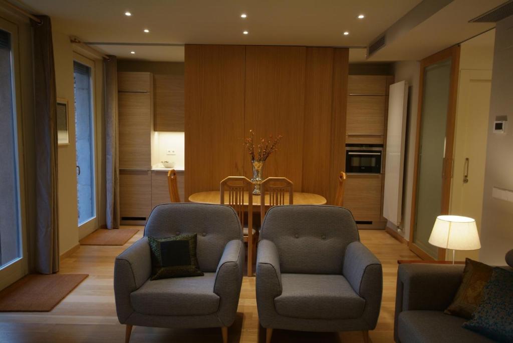 Beautifully furnished luxury apartment in Barri Vell, Girona - 1