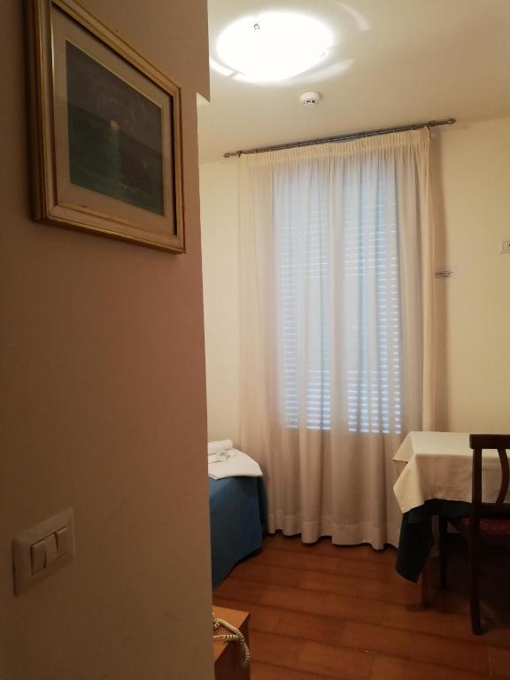 Hotel Canada — Hotel rooms in Venice, Veneto