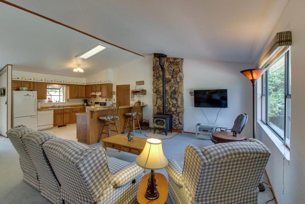 Forest Treasure (01/497), Groveland