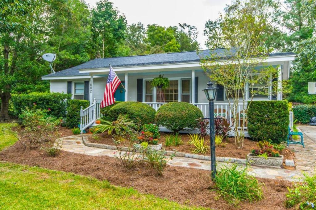 Hip Island House photo