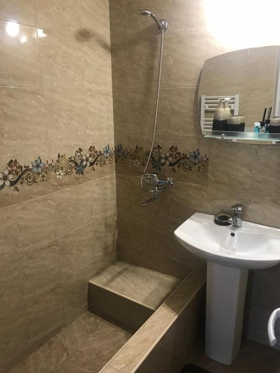 Guest House Story photo