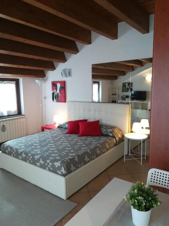 Rovelli Room — Hotel in Bergamo