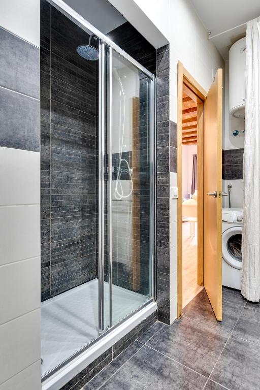 Charming & Convenient Apartment Near Plaza Espanya photo
