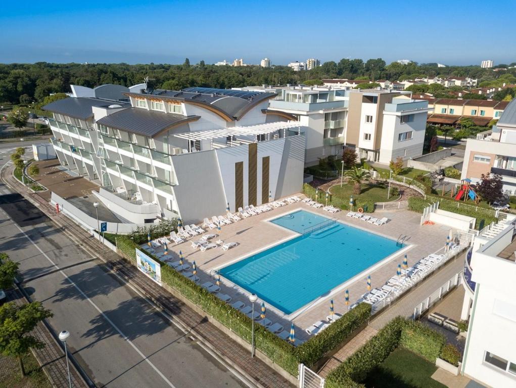 Residenza Turistica Alberghiera Blue Marine — Hotel in Bibione