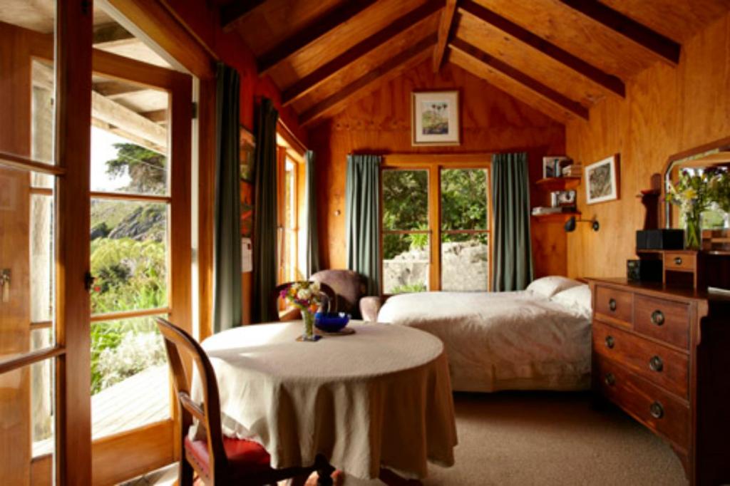 Te Hapu Coastal Cottages photo
