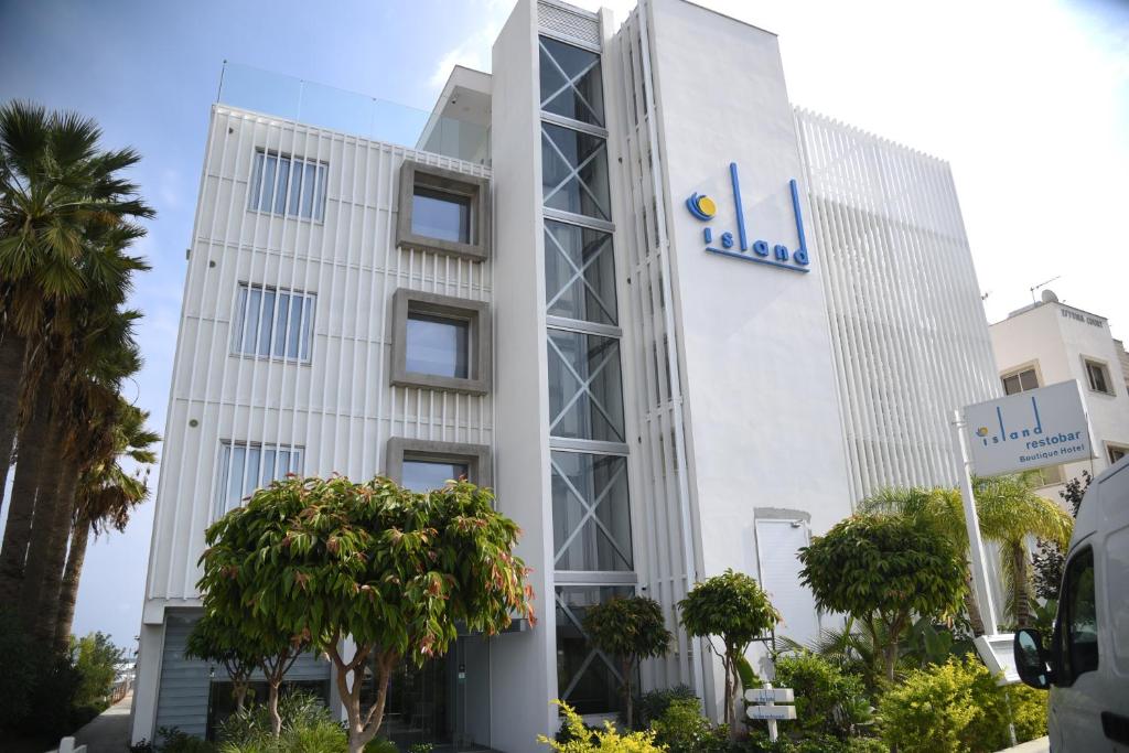 Island Boutique Hotel — Hotel building in Larnaca, Larnaca Region