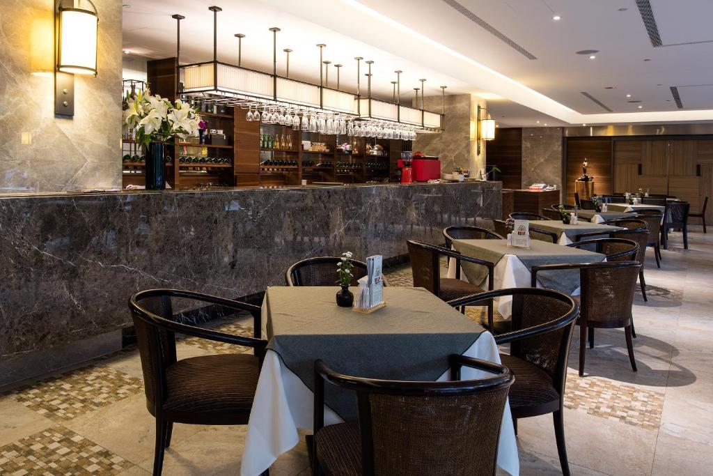 Mâncare şi băutură